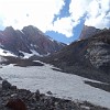 Eingang zum Aufstieg zum Tschimtarga Pass (4.740 m). Wegen des schlechten Wetters am nächsten Tag war ich gezwungen auf die Überquerung des Passes zu verzichten.